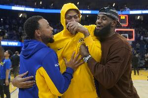 NBA湖人vs公牛_NBA湖人vs公牛免费高清直播_NBA湖人vs公牛在线观看入口